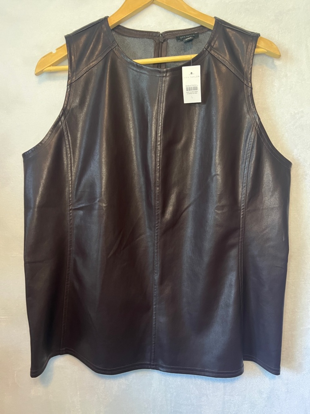 Ann Taylor Expresso Brown Faux Leather Sleeveless Shell Top Vest Size Large Edgy